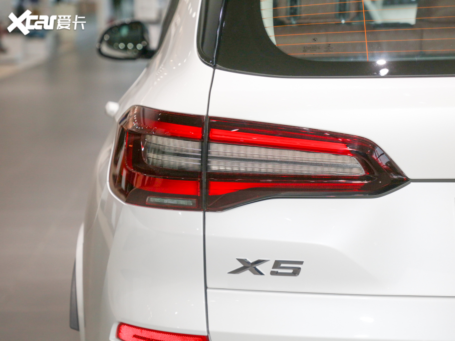 2022RX5Դ xDrive45e M\b