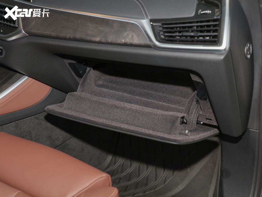 2022��RX5����Դ xDrive45e M�\(y��n)��(d��ng)���b