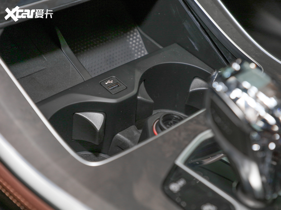 2022RX5Դ xDrive45e M\b