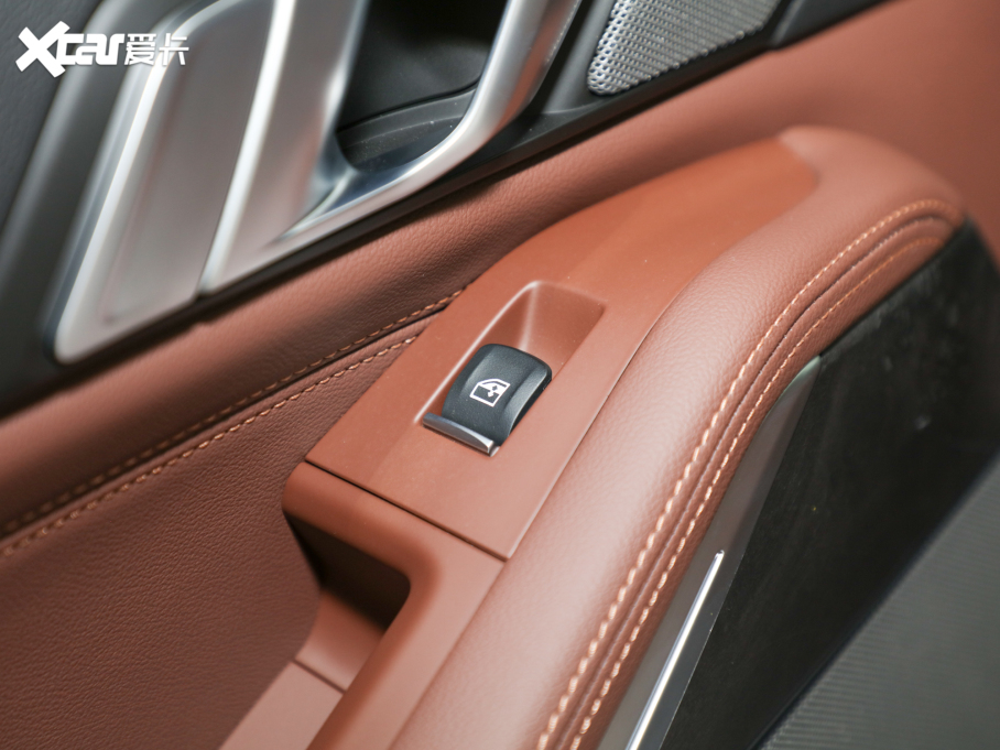 2022��RX5����Դ xDrive45e M�\�����b