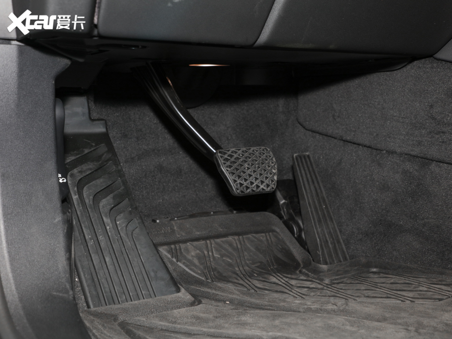 2022RX5Դ xDrive45e M\b