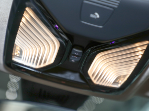 2022xDrive45e M\b п؅^