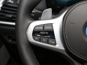 2022xDrive45e M\b п؅^