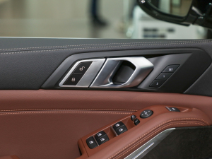 2022xDrive45e M\b п؅^(q)