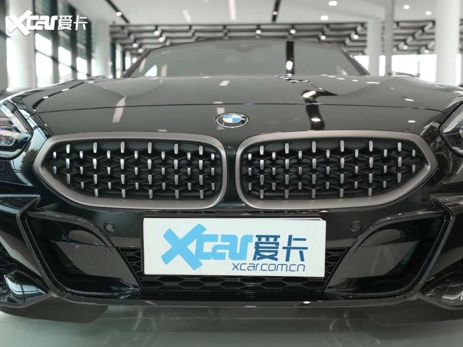 2022RZ4 M40i M\ܰ