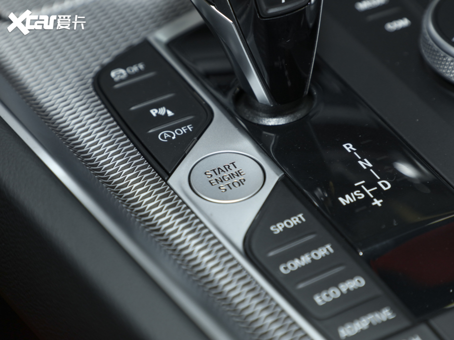 2022RZ4 M40i M\ܰ