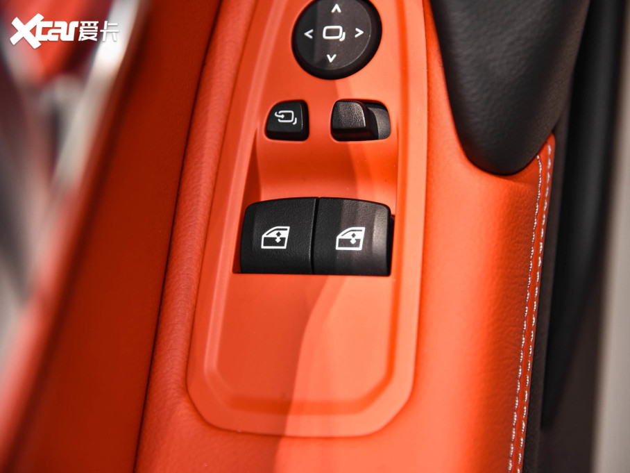 2022RZ4 sDriver 25i M\ҹb