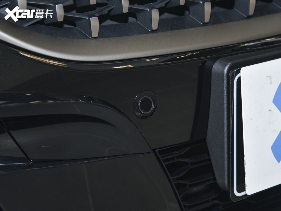 2022RZ4 Ŀ M40i M\ܰ