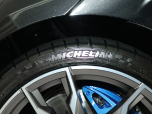 2022M40i M\ܰ ݆̥Ʒ