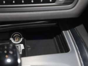 2022sDriver 25i M\b g