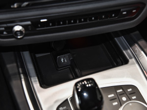 2022sDriver 25i M\ҹb g