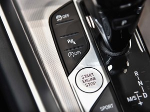 2022sDriver 25i M\ҹb п؅^