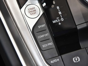 2022sDriver 25i M\ҹb п؅^