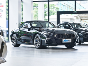 2022Ŀ M40i M\ܰ ǰ45