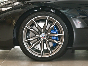 2022款改款 M40i M运动性能版 后视镜