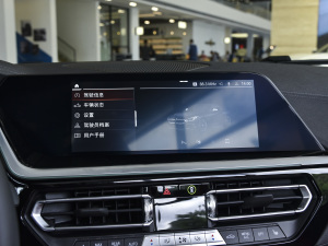 2022Ŀ M40i M\ܰ п؅^(q)