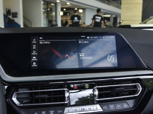 2022Ŀ M40i M\ܰ п؅^(q)