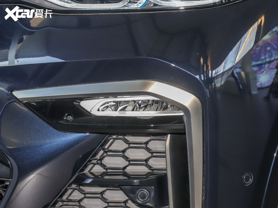 2022RX7 xDrive M50i