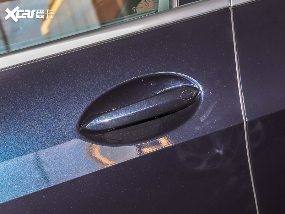 2022RX7 xDrive M50i