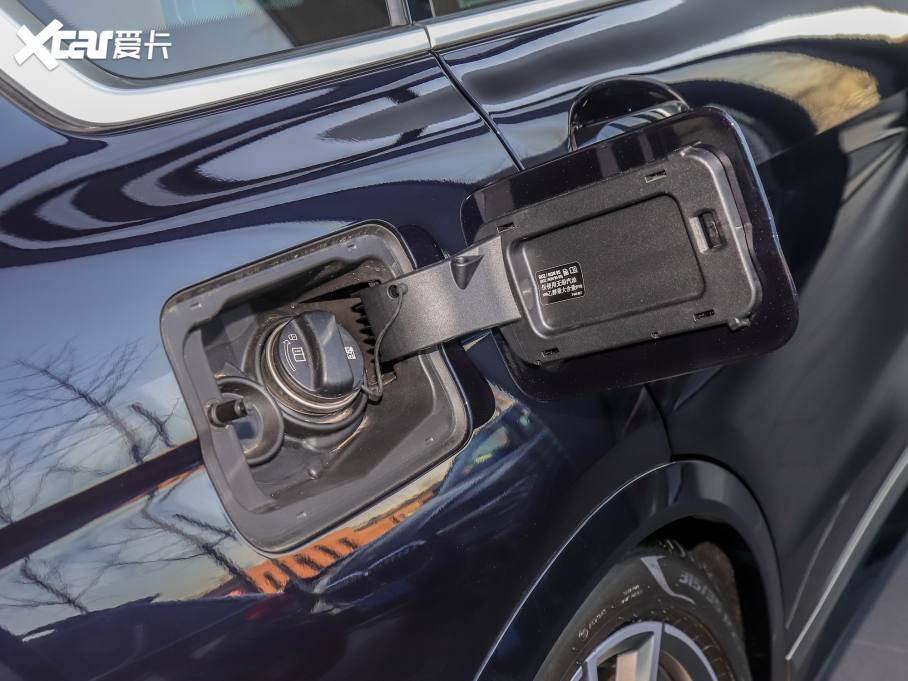 2022RX7 xDrive M50i