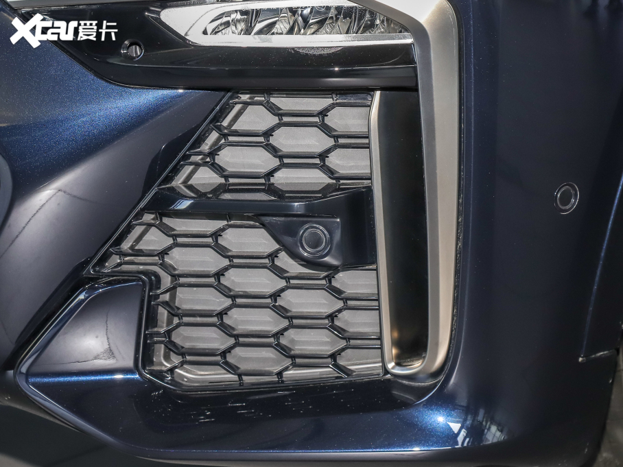 2022RX7 xDrive M50i