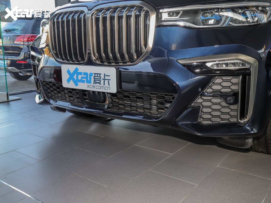 2022RX7 xDrive M50i