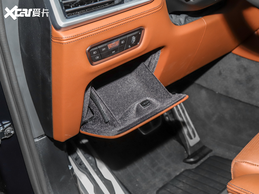 2022RX7 xDrive M50i