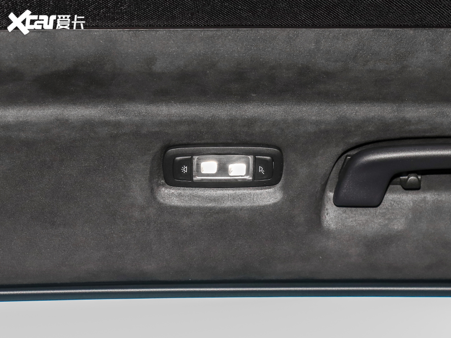 2022RX7 xDrive M50i