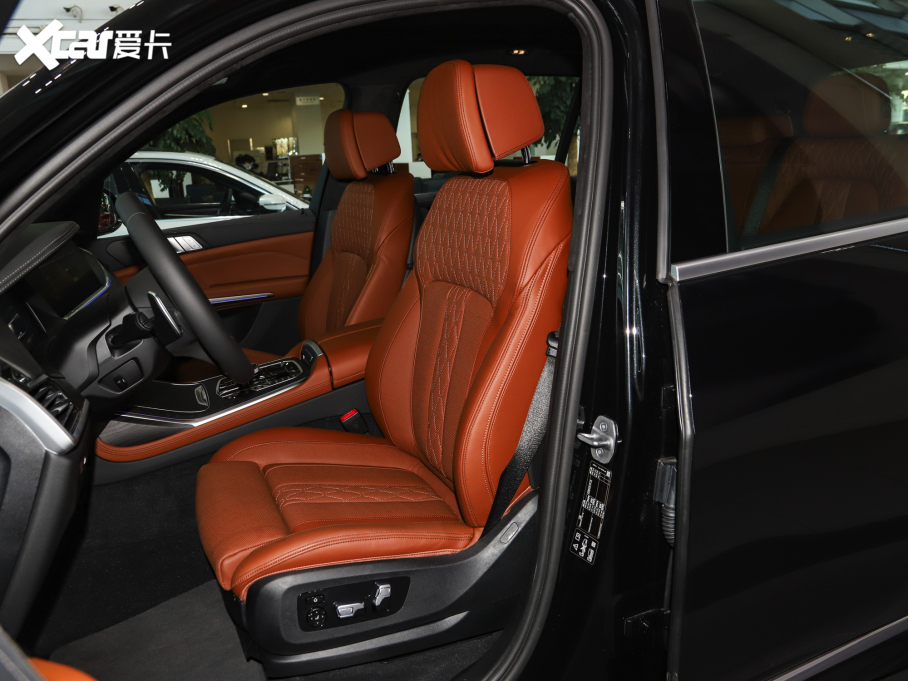 2022RX7 xDrive40i M\b