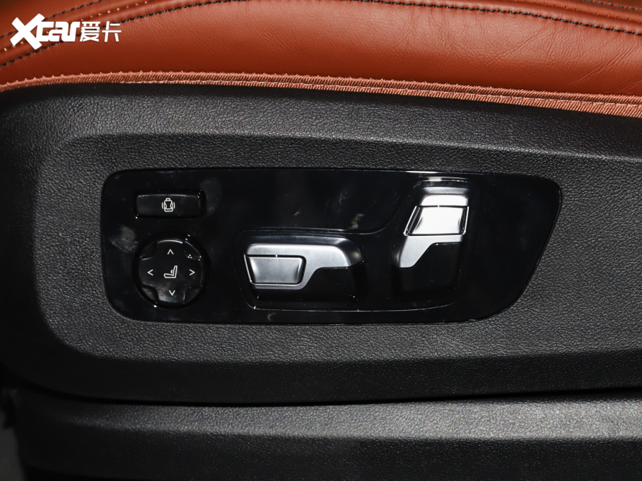 2022RX7 xDrive40i M\(yn)(dng)b