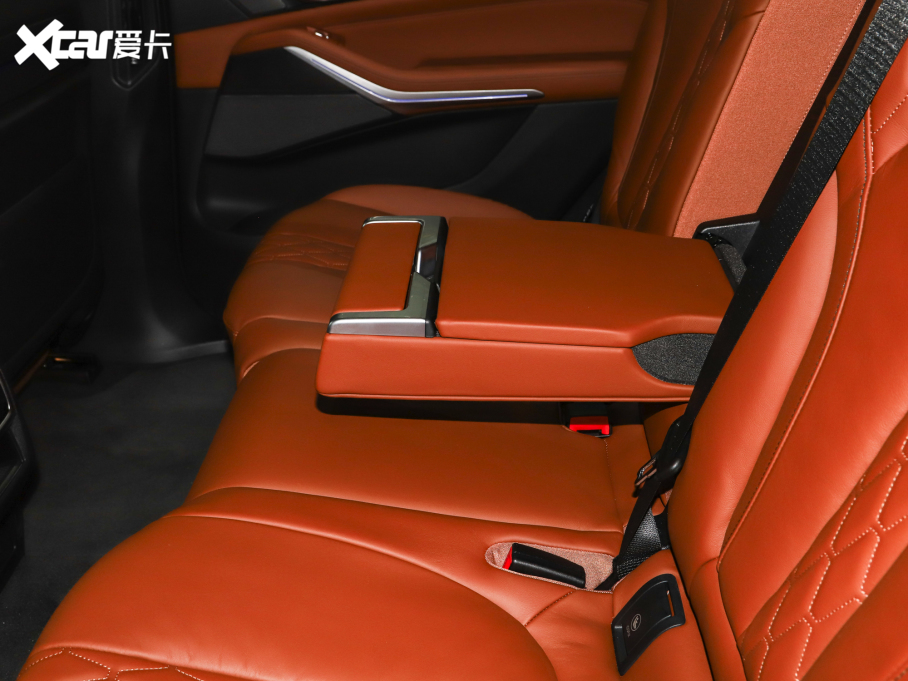 2022RX7 xDrive40i M\b