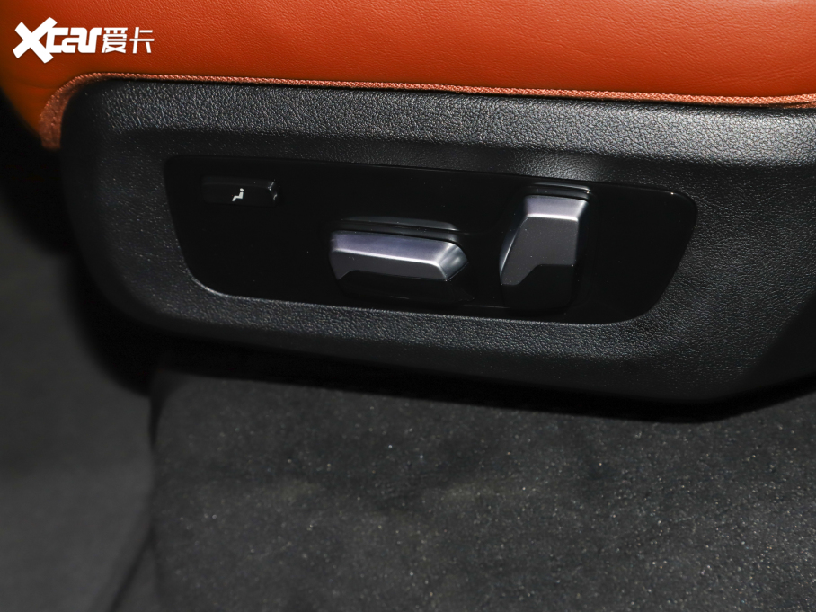 2022RX7 xDrive40i M\b