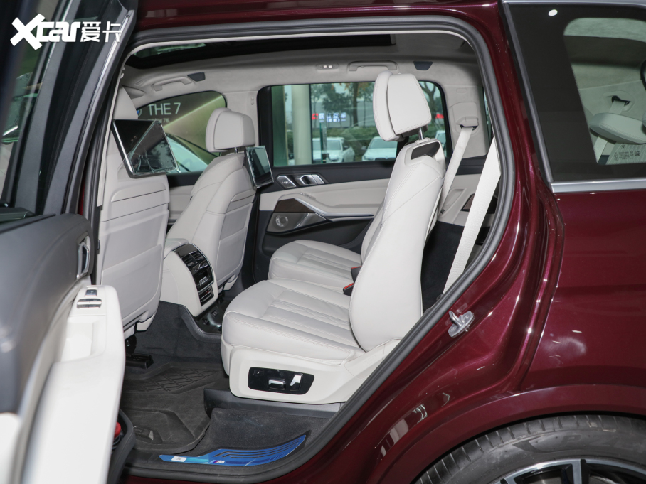 2022RX7 xDrive40i M\b