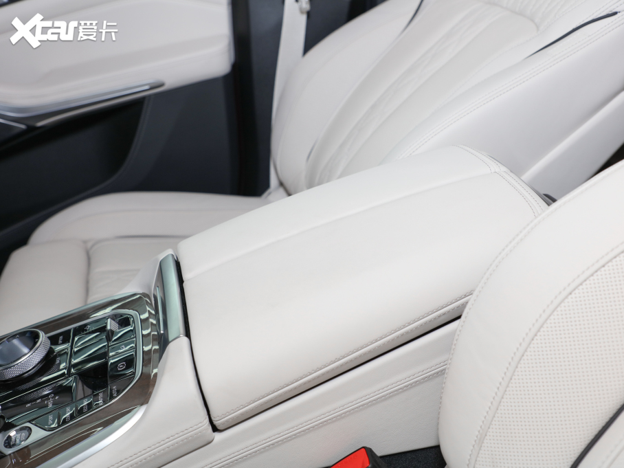 2022RX7 xDrive40i M\b