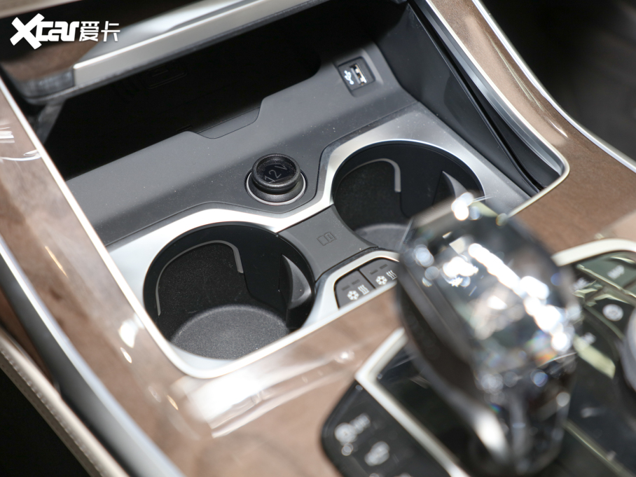 2022RX7 xDrive40i M\(yn)(dng)b