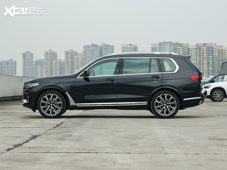 2022RX7 xDrive40i ͺAb