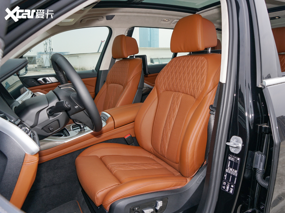 2022��RX7 xDrive40i �����ͺ��A���b