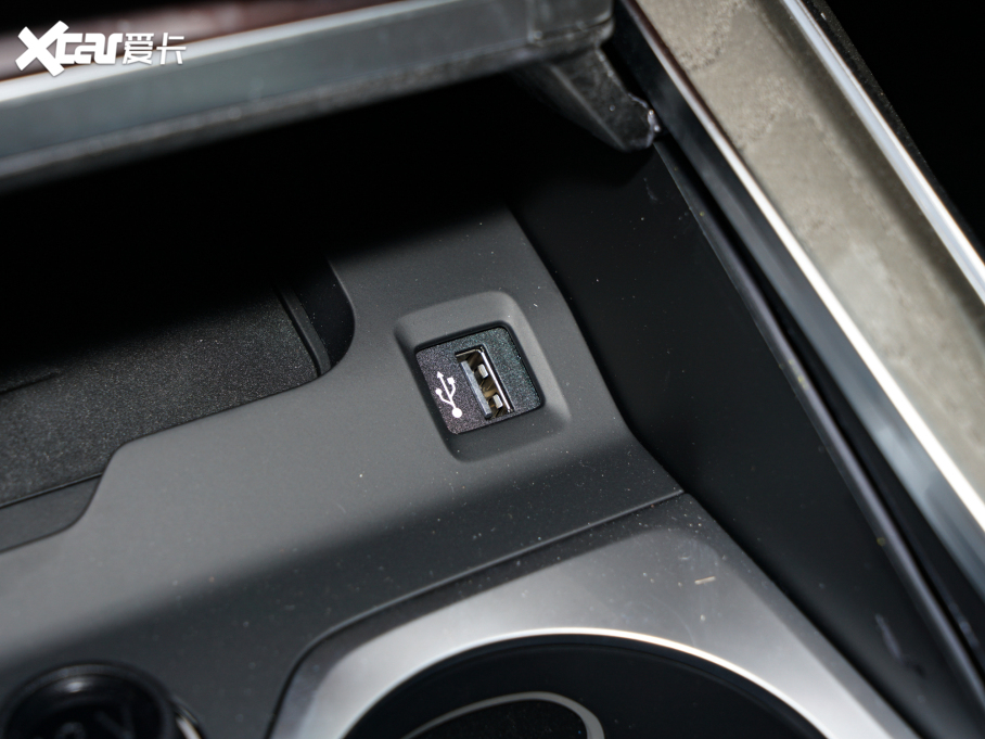 2022RX7 xDrive40i ͺAb