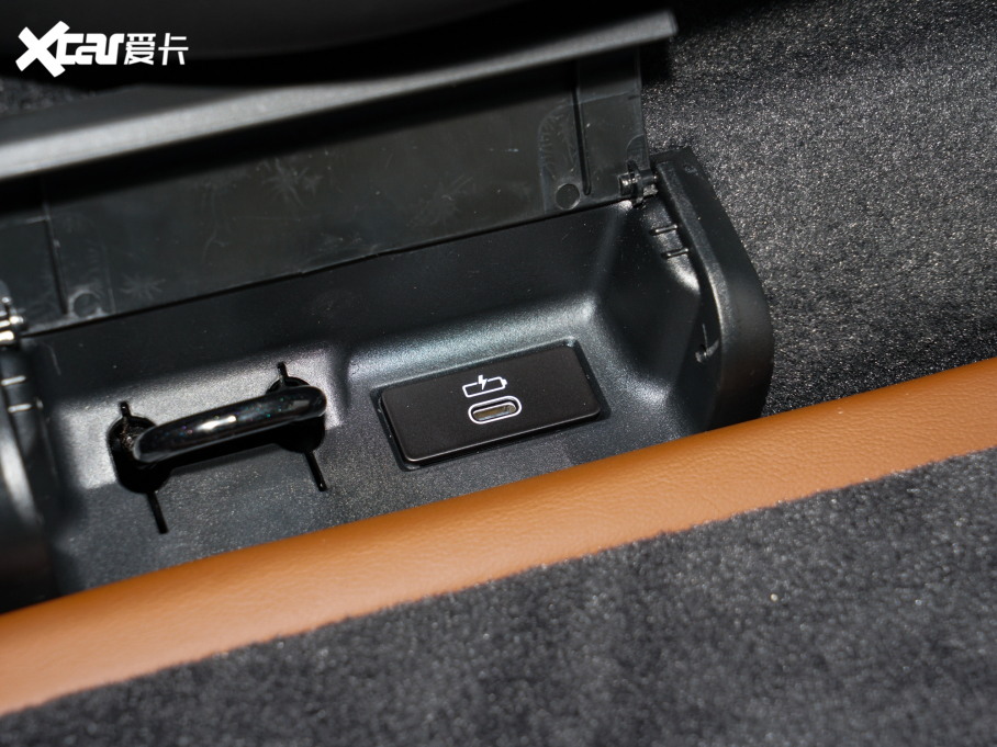 2022RX7 xDrive40i ͺAb