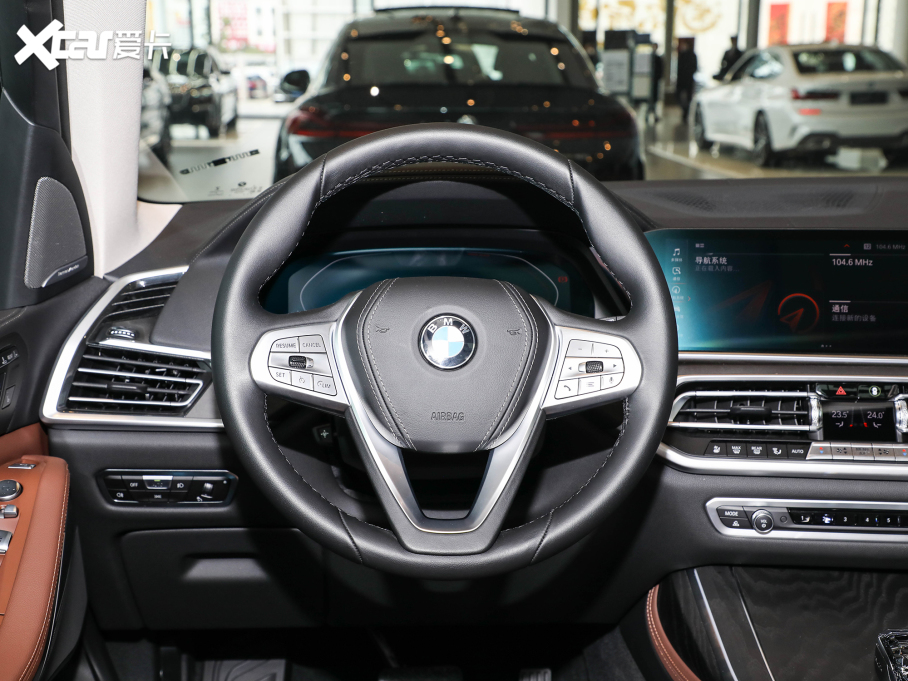 2022RX7 xDrive40i IͺAb