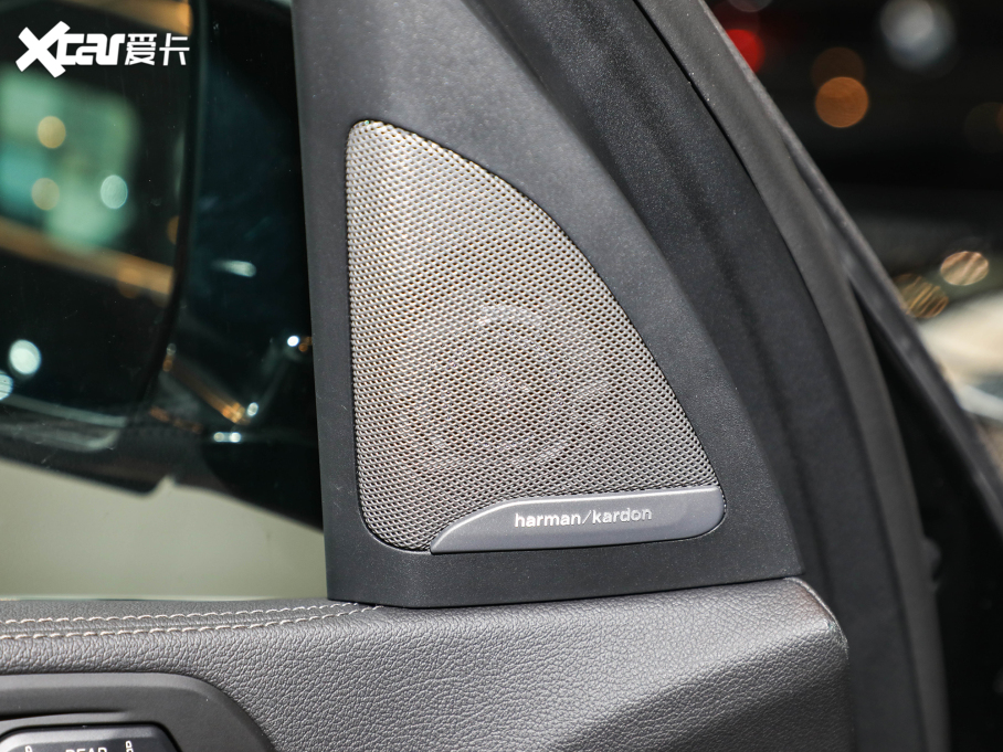 2022RX7 xDrive40i IͺAb