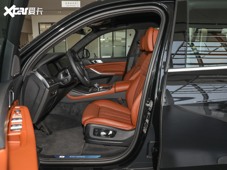 2022RX7 xDrive40i ͺAb