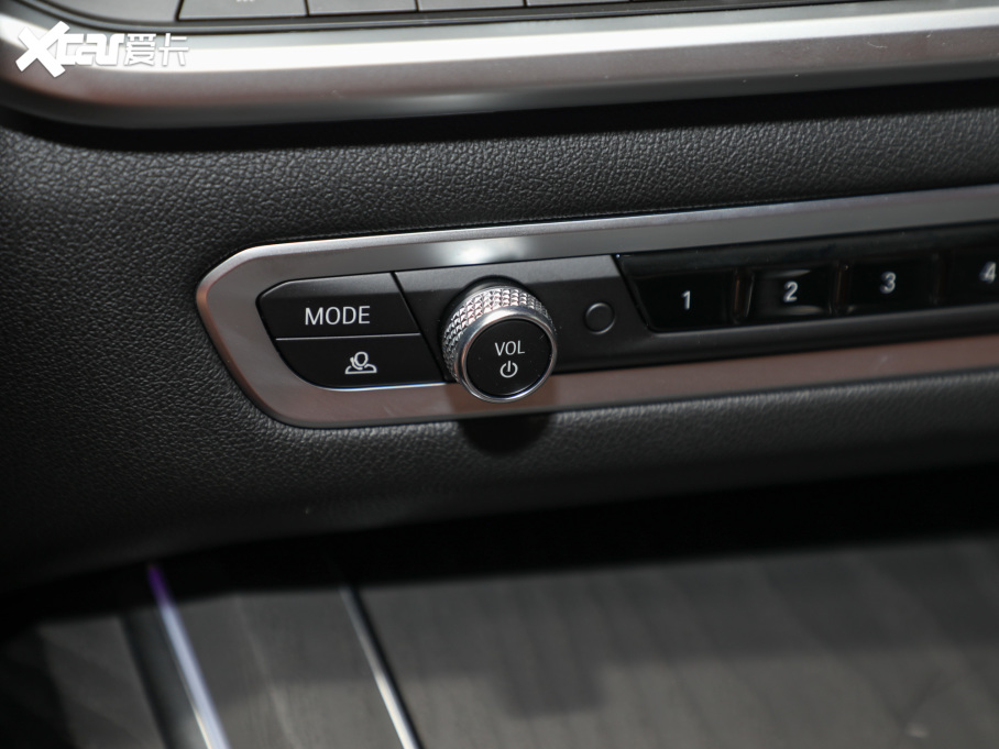 2022RX7 xDrive40i ͺAb