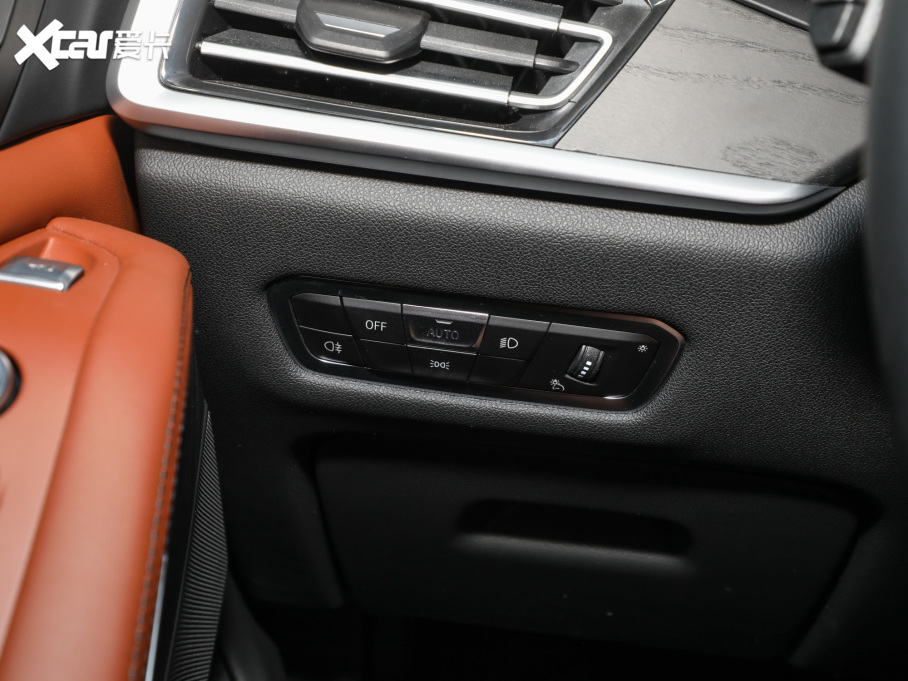 2022RX7 xDrive40i ͺAb