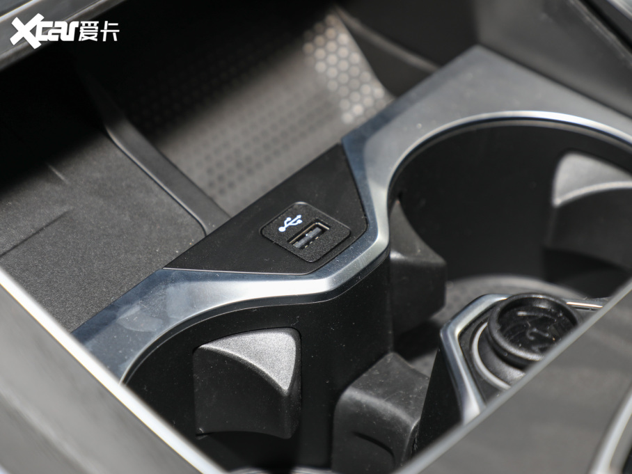 2022RX7 xDrive40i ͺAb