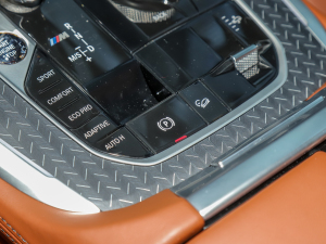 2022xDrive M50i п؅^