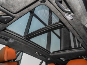 2022xDrive M50i п؅^