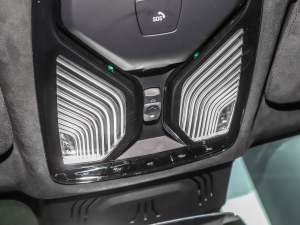 2022xDrive M50i п؅^(q)