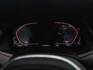 2022xDrive40i M\b п؅^