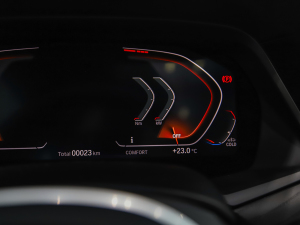 2022xDrive40i M\b п؅^